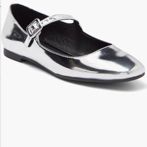 Steve Madden Silver Mary Jane Flats Sz 8